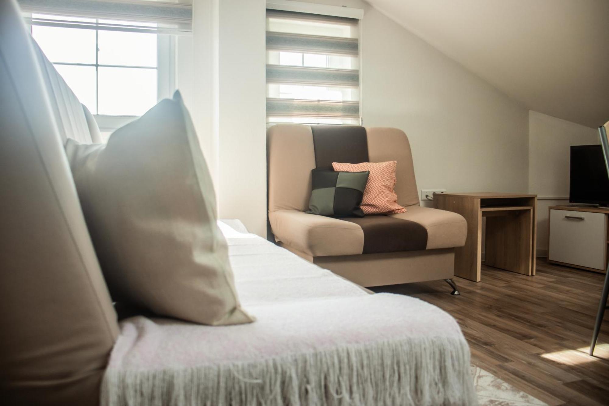 Apartments Basic Visoko Ngoại thất bức ảnh