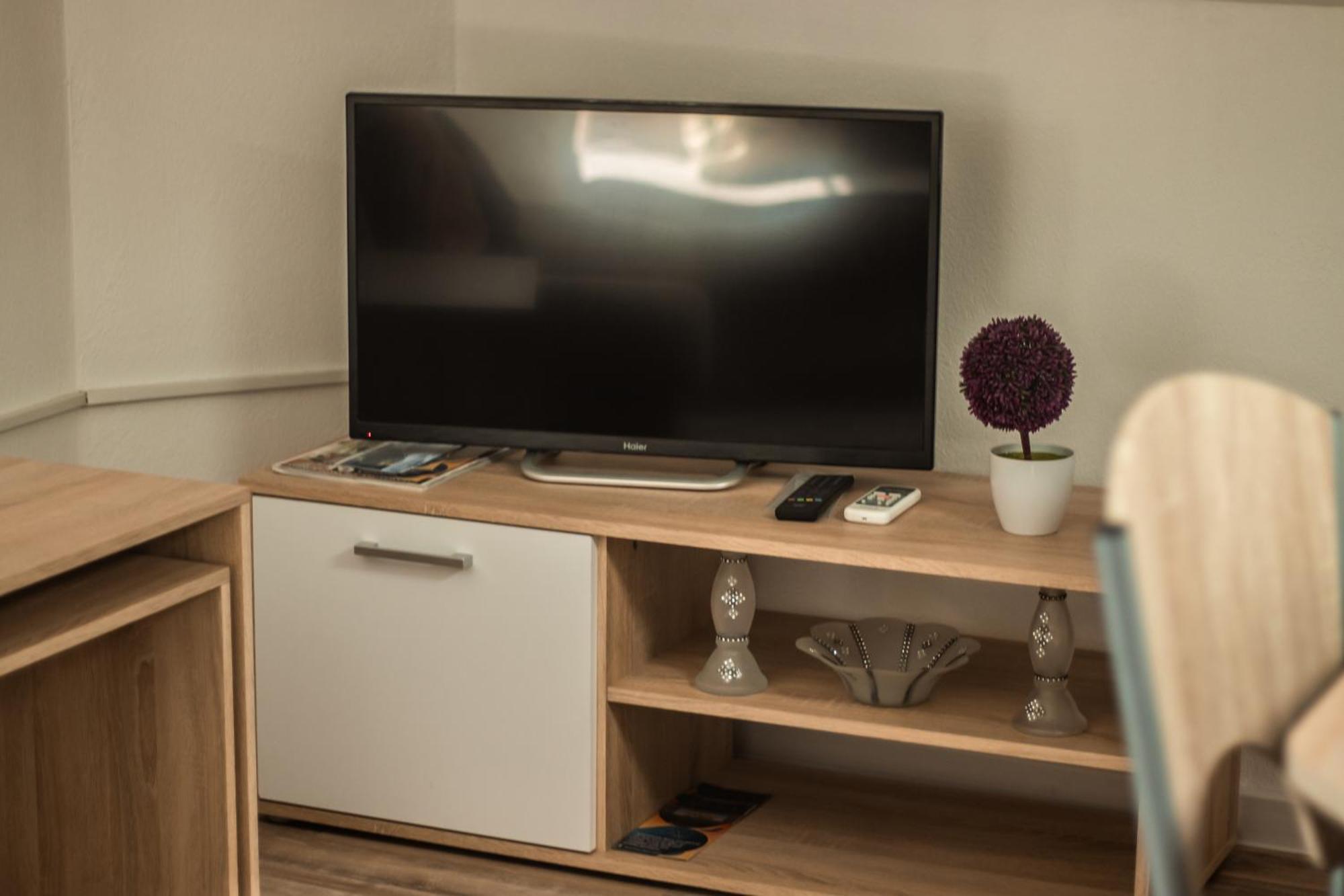 Apartments Basic Visoko Ngoại thất bức ảnh