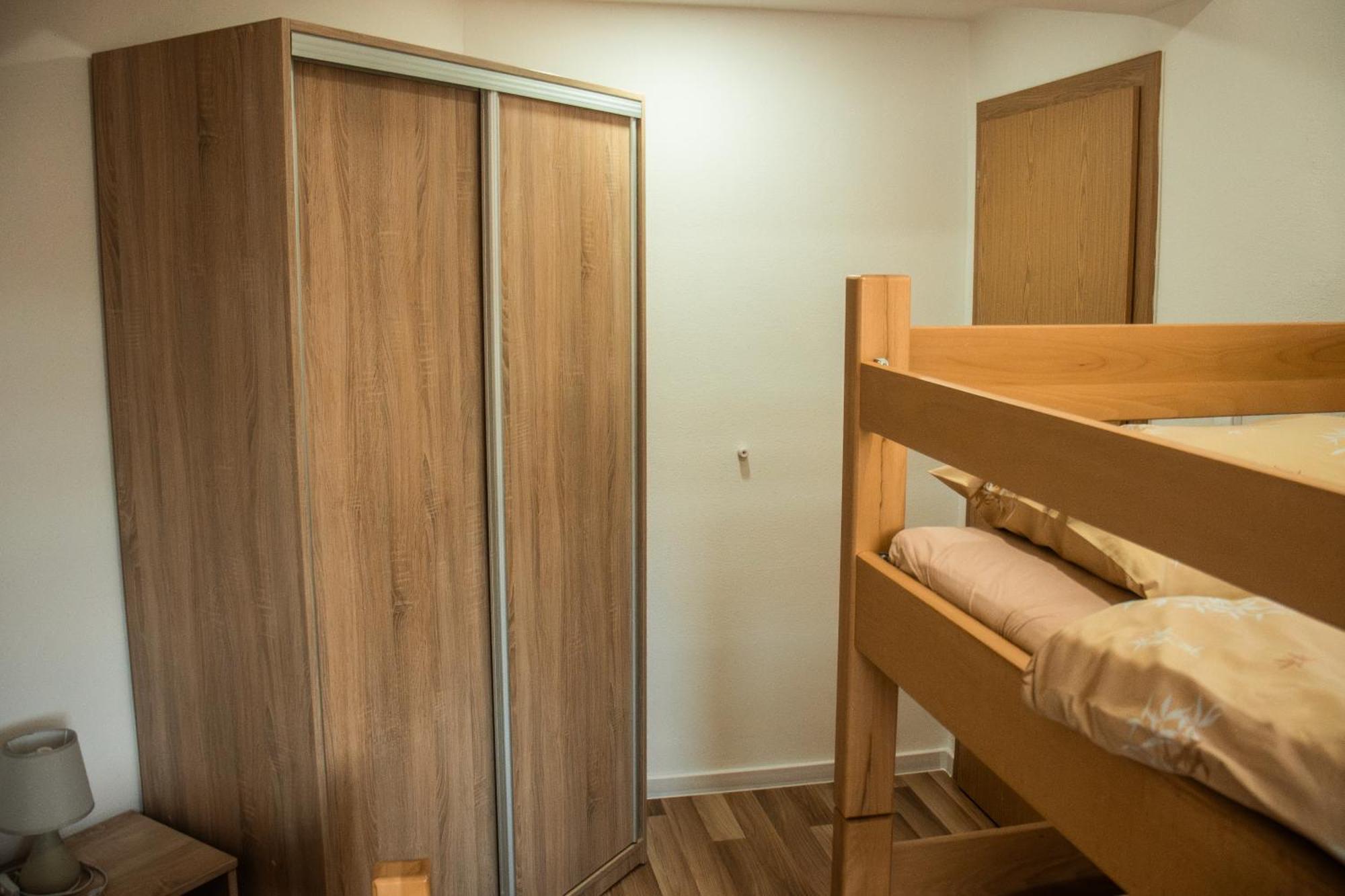 Apartments Basic Visoko Ngoại thất bức ảnh
